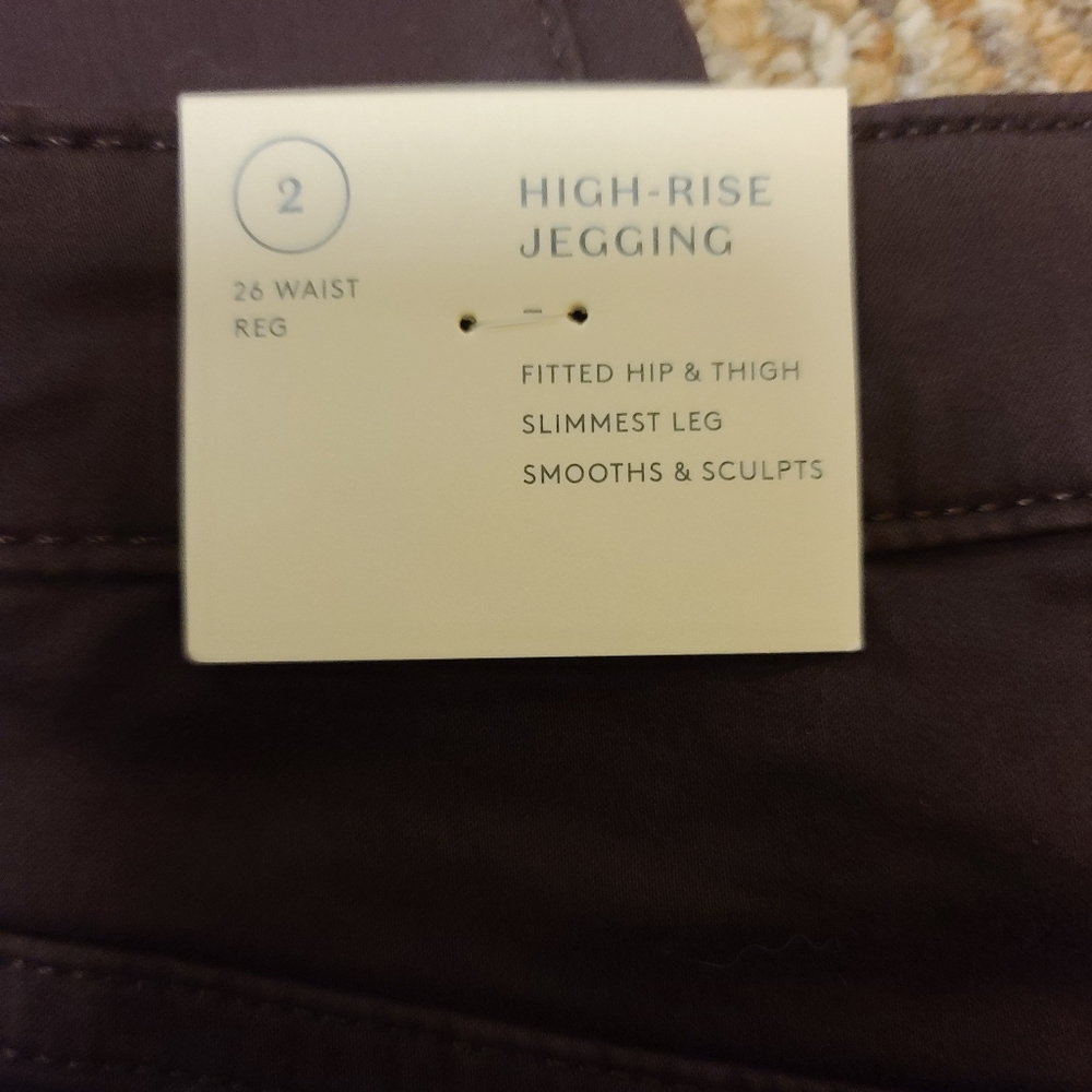 Universal Thread Burgundy Jeans - Picture 4 of 4